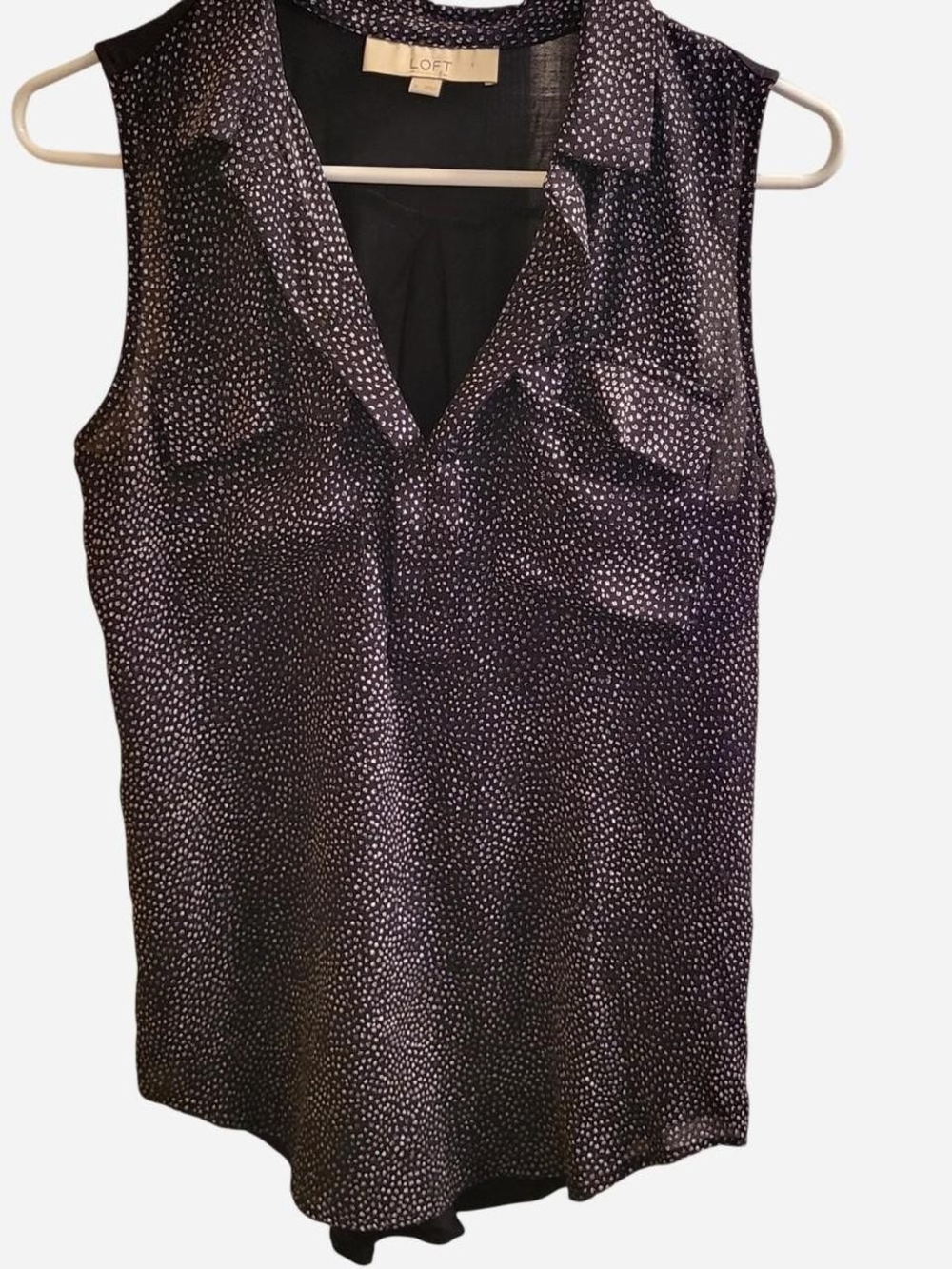 LOFT 🖤 Black and White Sleeveless V-Neck Dot Print Tank